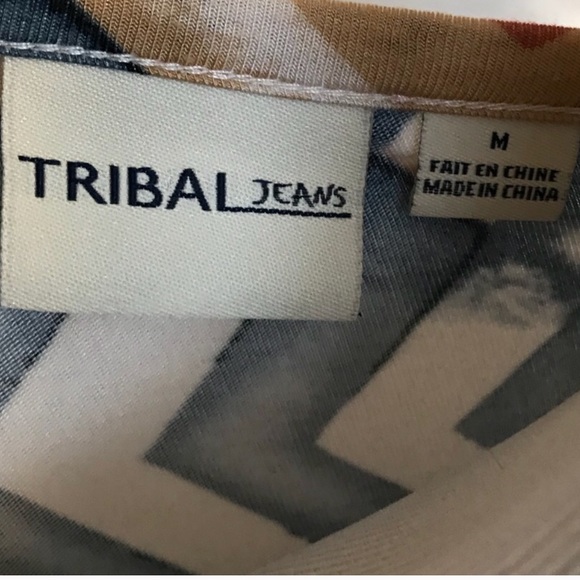 Geometric Print Top - Picture 5 of 5